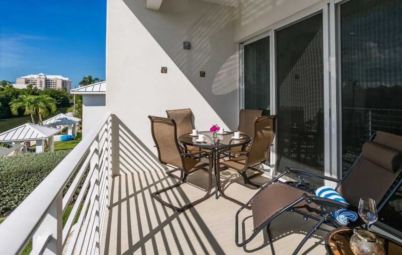 Villa Palm Heights Residences #5 George Town